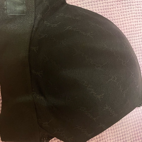 Wear Everywhere Wireless Push-up  Pure Black 34C bra - Picture 2 of 6